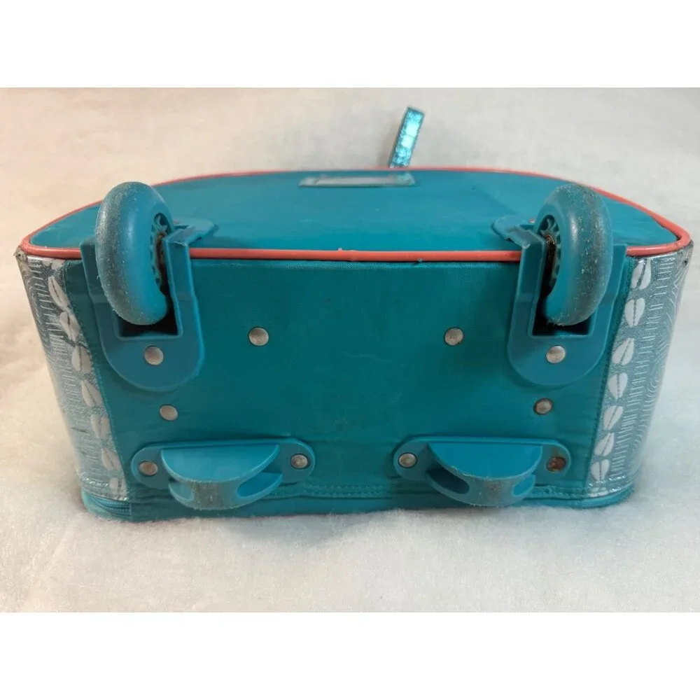Disney Moana & Maui Kids Rolling Suitcase – Carry-On Luggage –‎ Used with Wear
